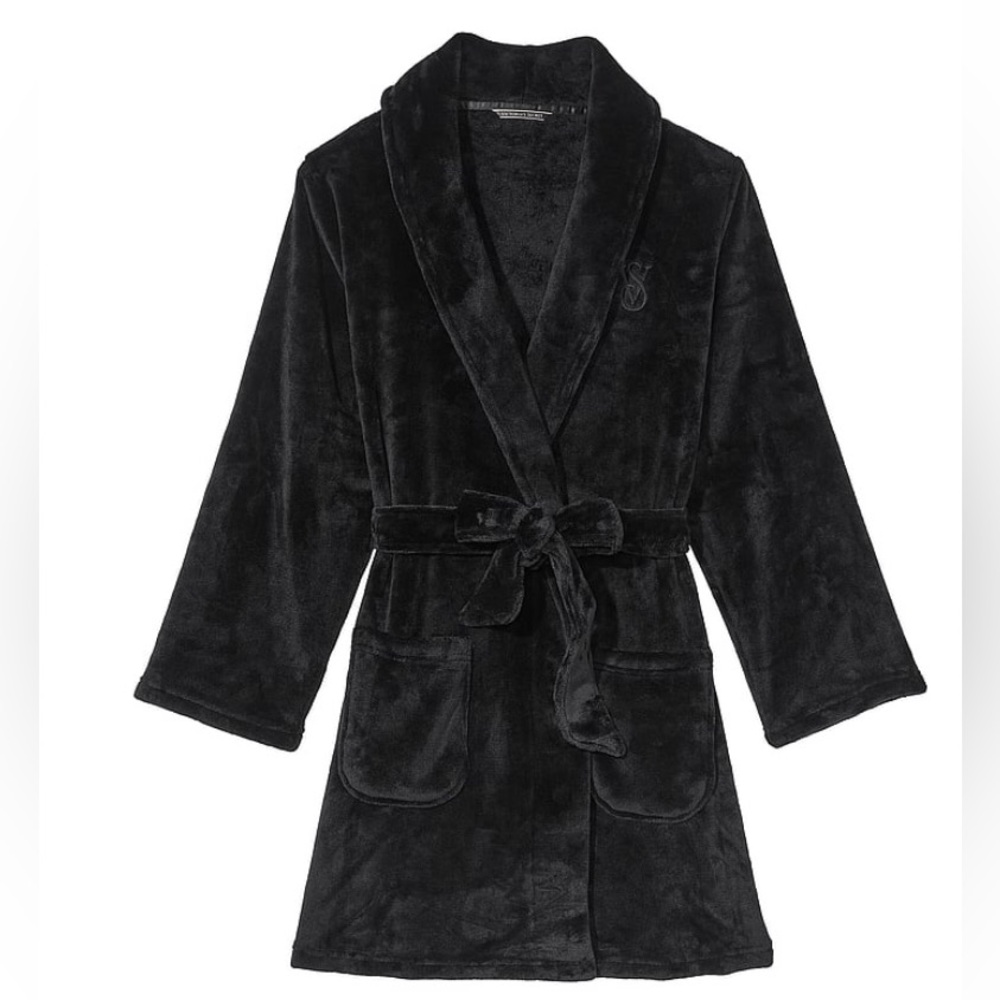 New, Womens Mid Length Robe
